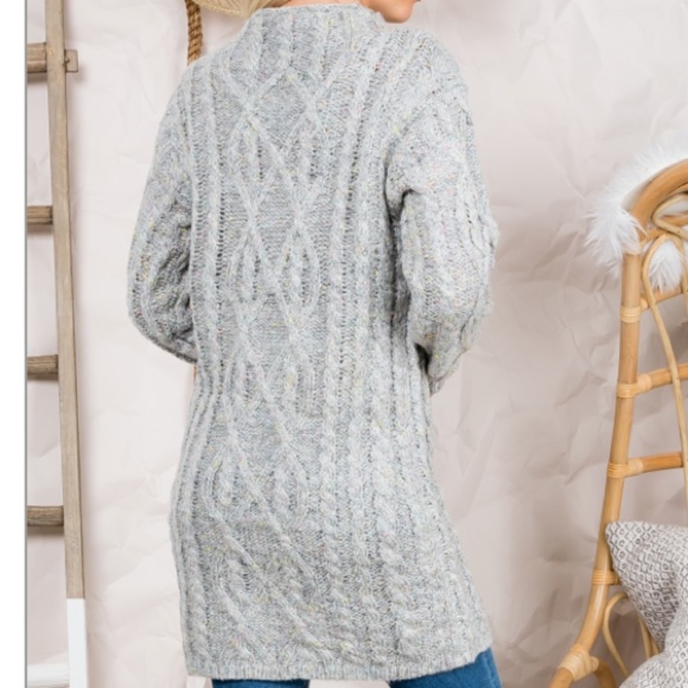 Gray cable knit sweater womens - Picture 3 of 3